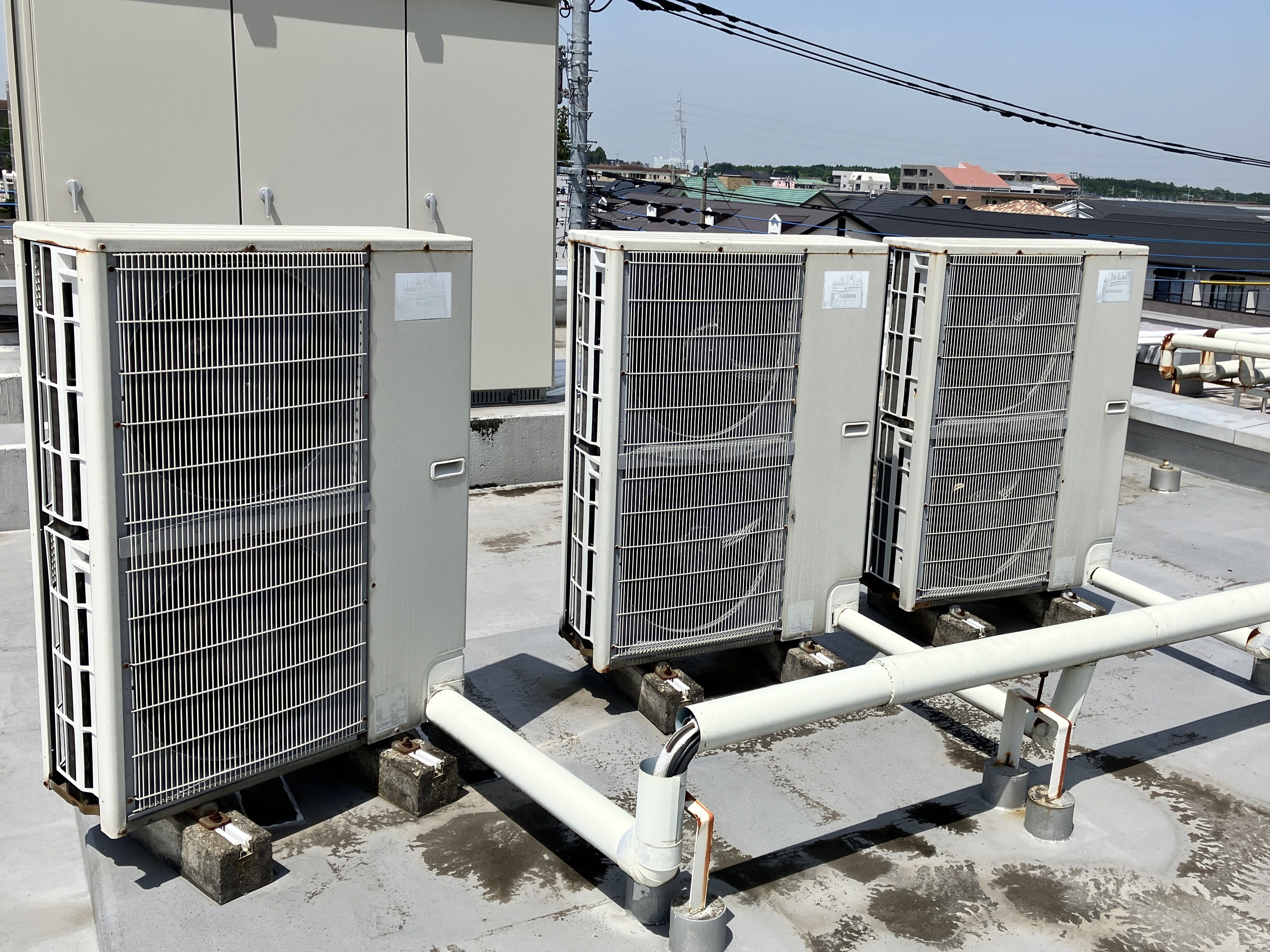 4方向業務用エアコン（パッケージ）3台交換工事_施工前