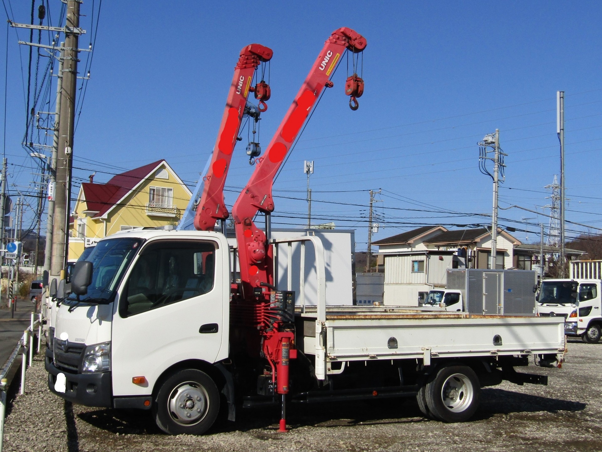 クレーン車を使用