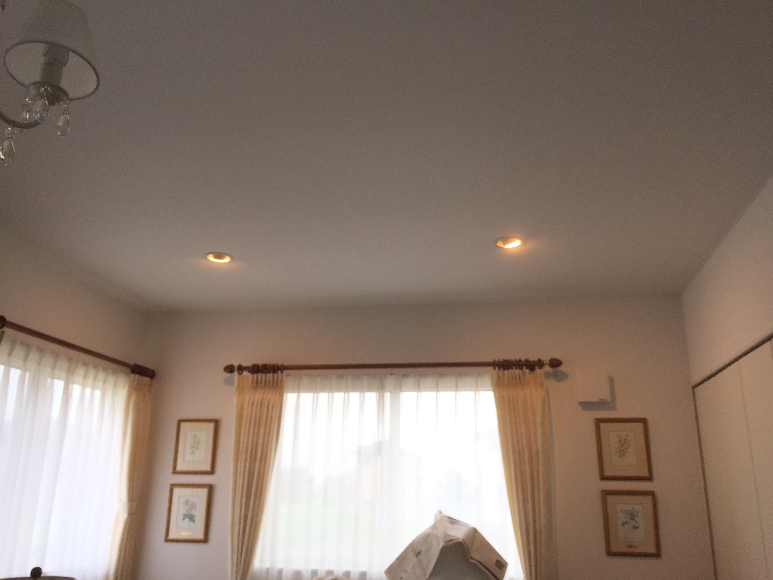 ダウンライト2灯増設工事（電球色） 施工例2