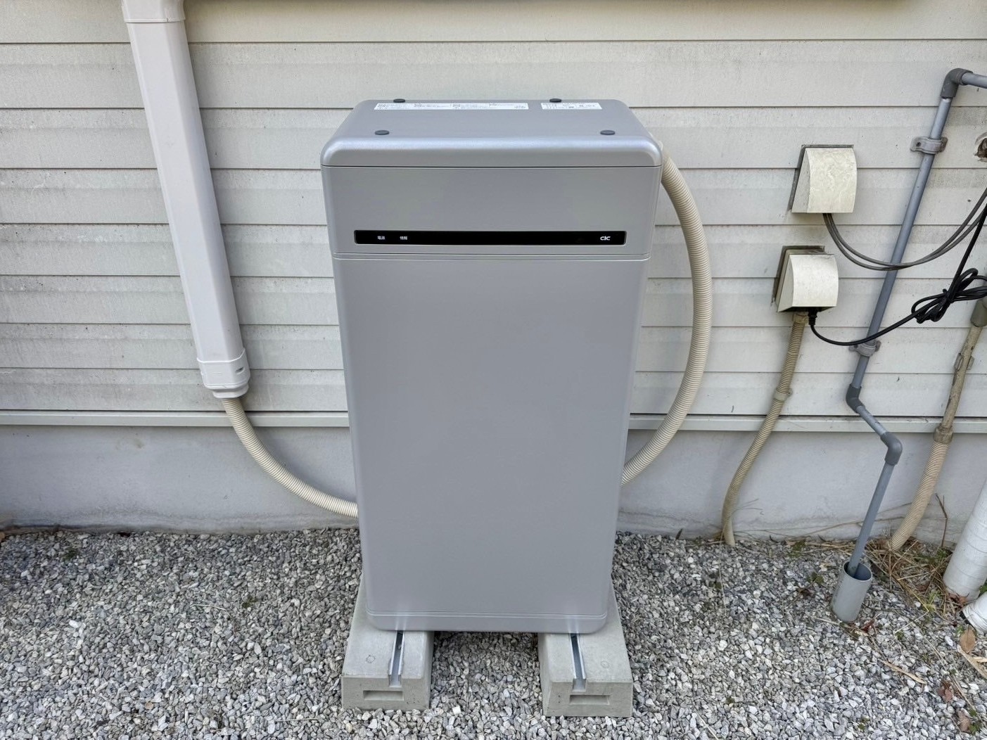 蓄電池設置工事_施工前