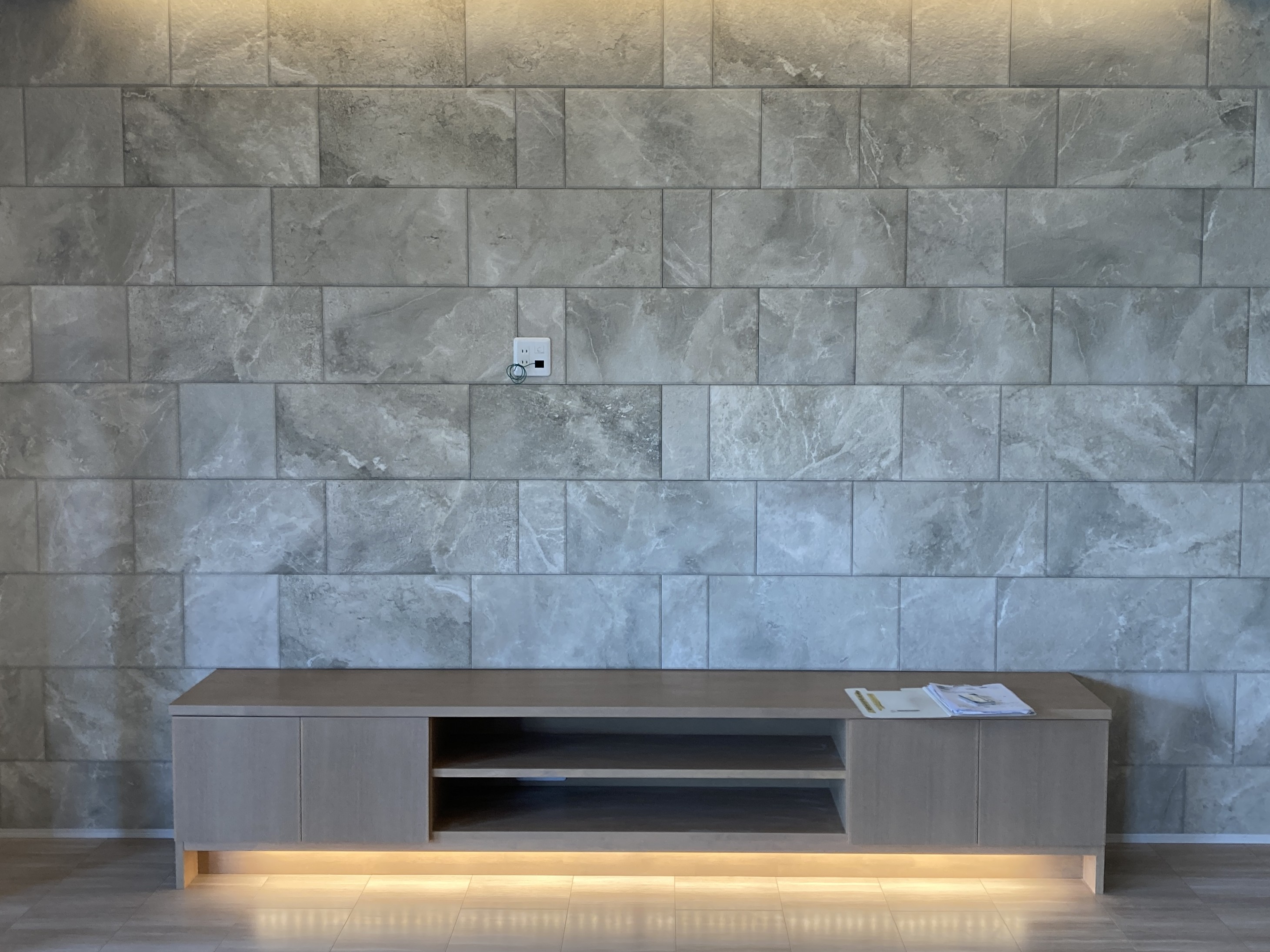 壁掛けテレビ工事_施工事例1